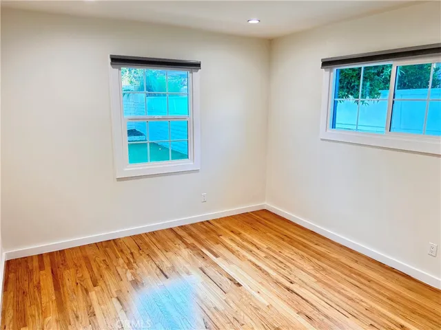 8541 Belmar Avenue, Northridge, California 91324