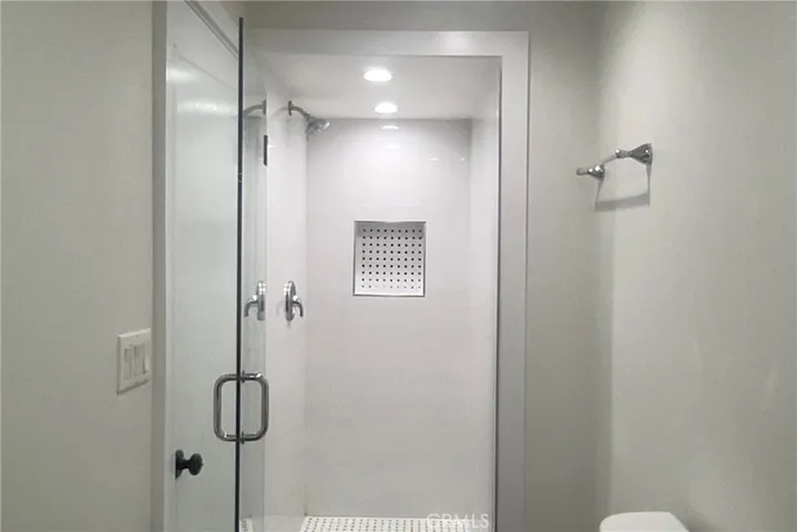 8541 Belmar Avenue, Northridge, California 91324