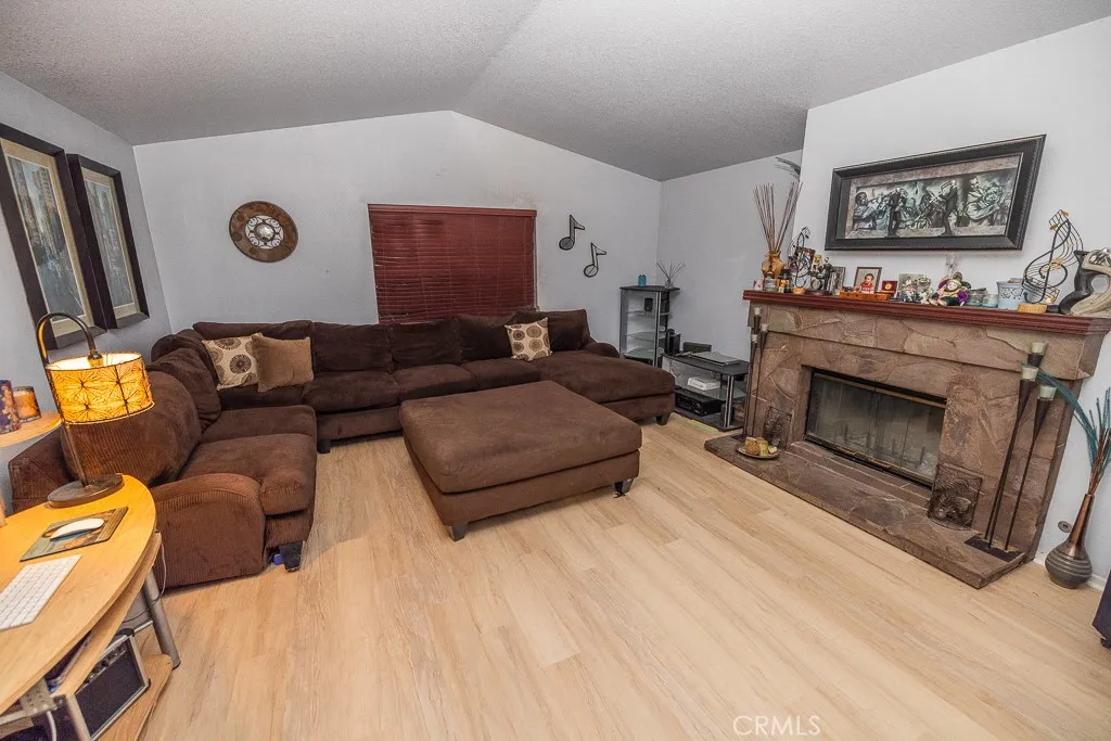 38010 San Mateo Avenue, Palmdale, California 93551 home-pic-23