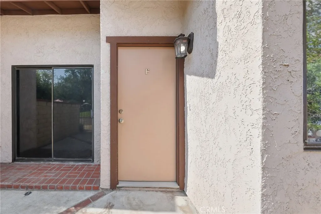 910 N Redding Way F, Upland, California 91786 home-pic-8