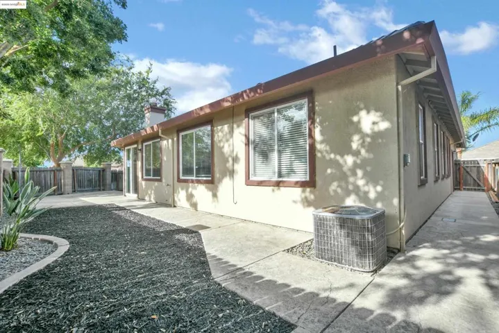 501 Lassen Way, Oakley, California 94561
