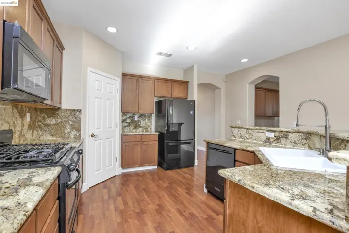 501 Lassen Way, Oakley, California 94561