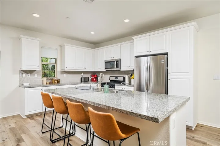877 Orchid Way A, Azusa, California 91702