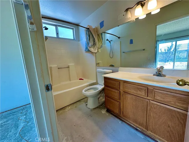 29784 Berea Road, Menifee, California 92584