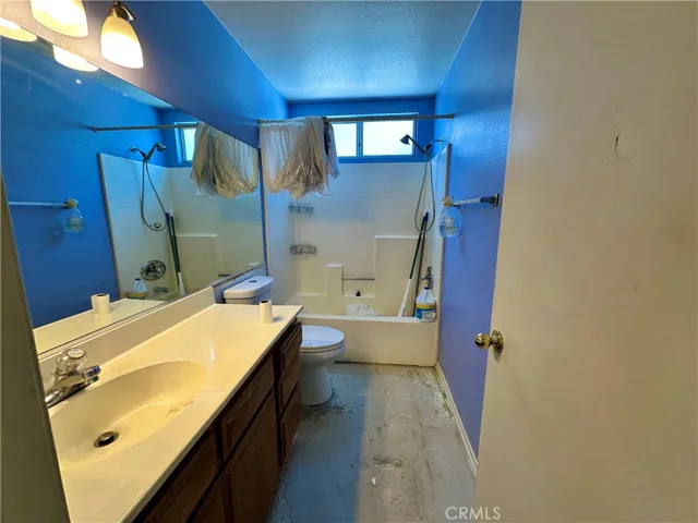29784 Berea Road, Menifee, California 92584