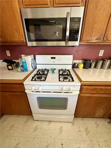 29784 Berea Road, Menifee, California 92584