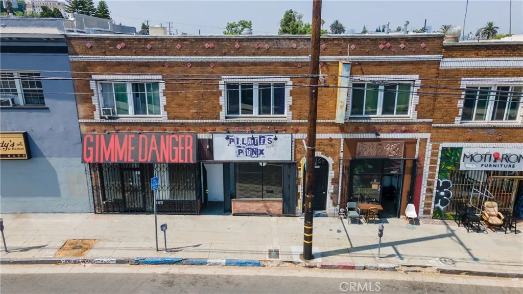 2506 W Sunset Boulevard, Los Angeles, California 90026 home-pic-3