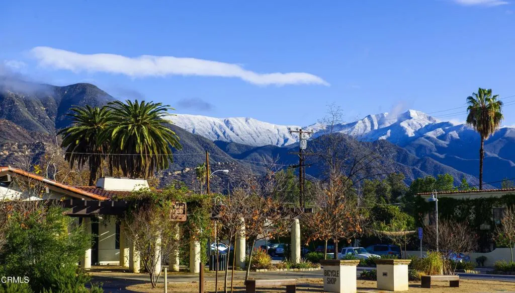 110 W Ojai Ave