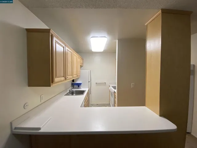2730 Oak Road, Walnut Creek, California 94597