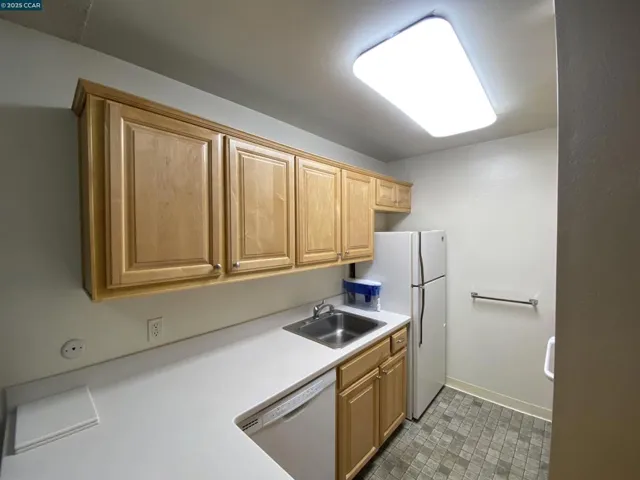 2730 Oak Road, Walnut Creek, California 94597