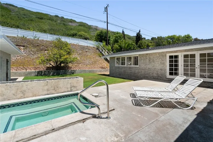 4331 Dauntless Drive, Rancho Palos Verdes, California 90275