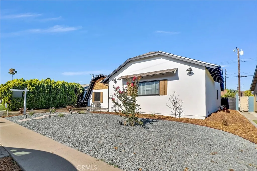 8054 Teakwood Circle, Buena Park, California 90620, 4 Bedrooms Bedrooms, ,2 BathroomsBathrooms,Residential,For Sale,Teakwood,OC25162816