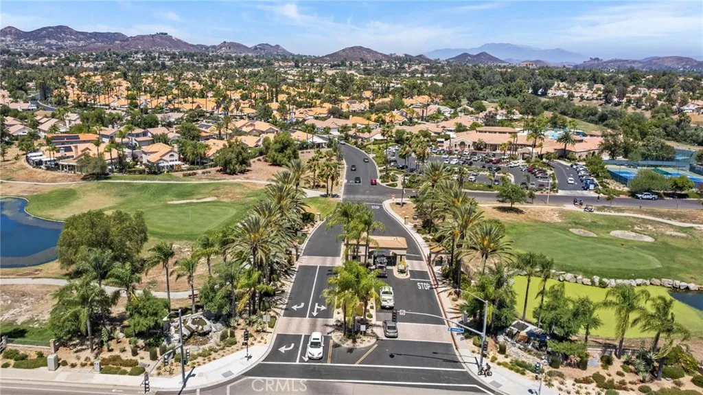 40311 Via Ambiente, Murrieta, California 92562 home-pic-47
