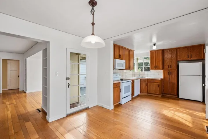 301 22nd Avenue, San Mateo, California 94403