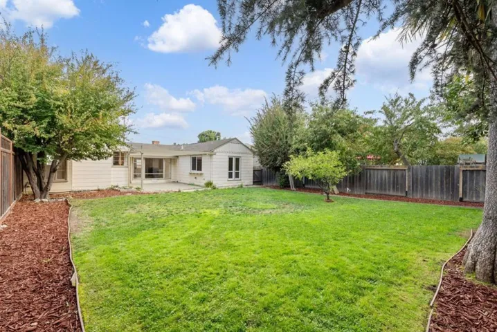 301 22nd Avenue, San Mateo, California 94403