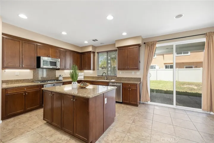 29923 Winter Hawk Road, Menifee, California 92586