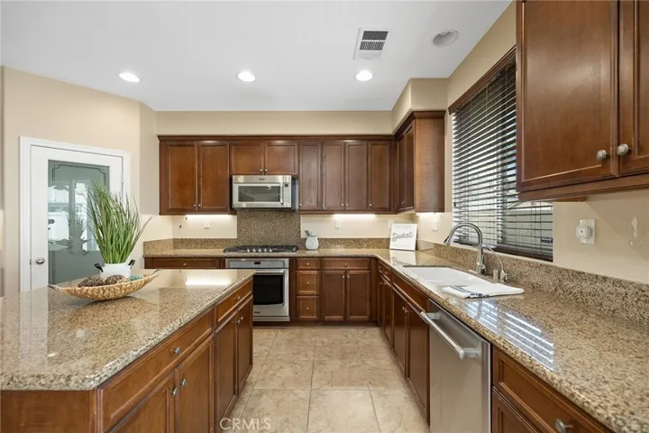 29923 Winter Hawk Road, Menifee, California 92586