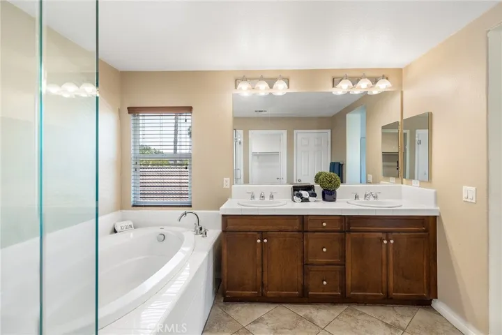 29923 Winter Hawk Road, Menifee, California 92586