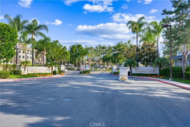 7997 E Viewrim, Anaheim Hills, California 92808