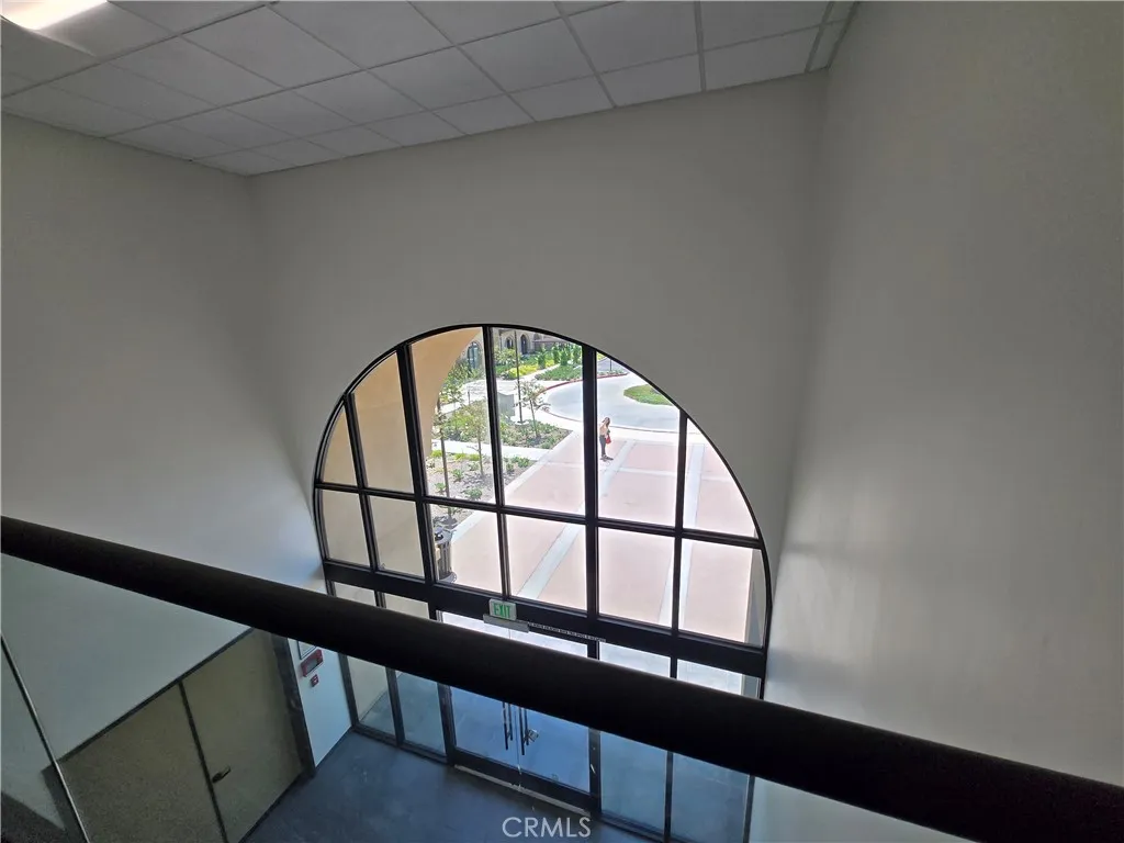 gallery-image 4