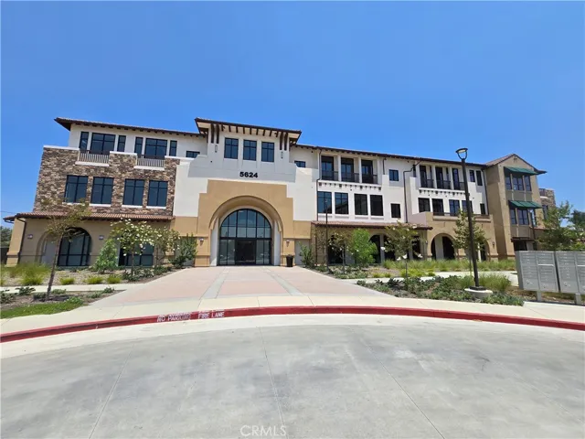 5624 Philadelphia Street 202, Chino, California 91710, ,Commercial Lease,For Rent,Philadelphia,WS25163201