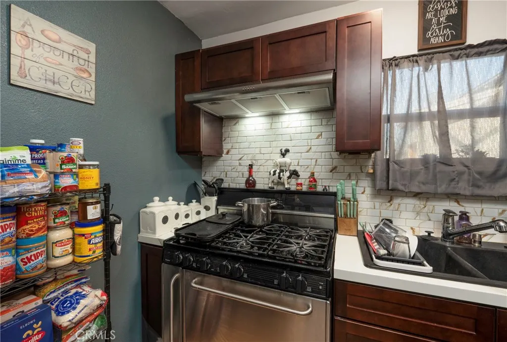 11661 Valverda Avenue, Riverside, California 92505 home-pic-29