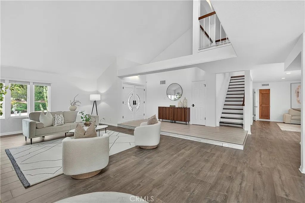3807 Via Manzana, San Clemente, California 92673 home-pic-8