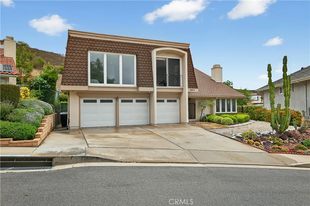 3807 Via Manzana, San Clemente, California 92673 home-pic-0