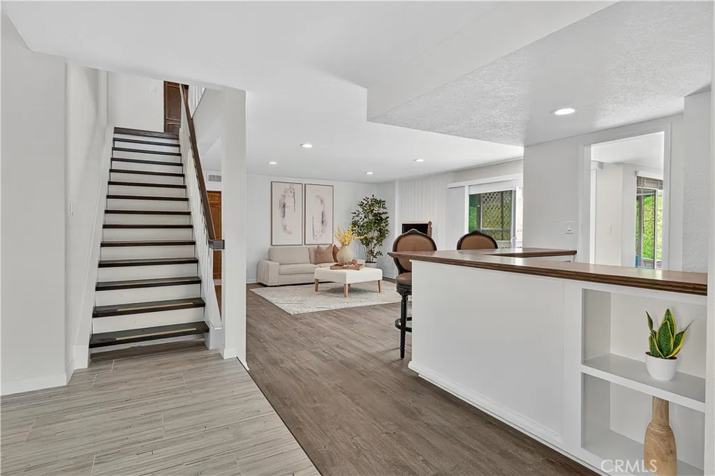 3807 Via Manzana, San Clemente, California 92673 home-pic-9