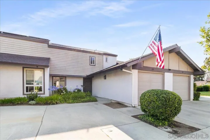 220 Eveningside Gln, Escondido, California 92026