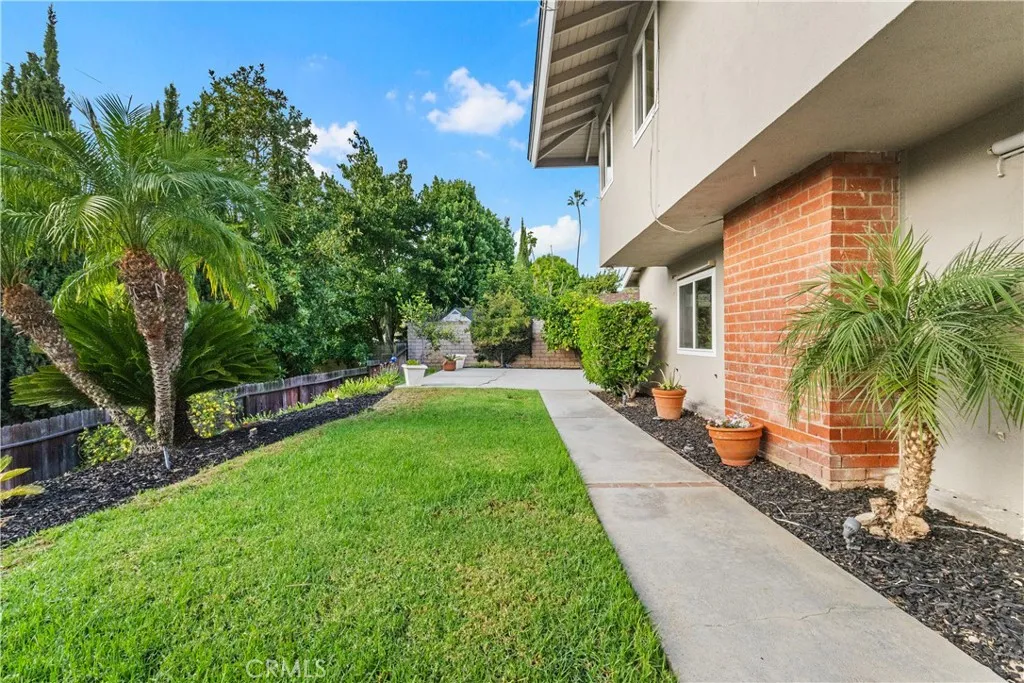 1481 Kensington Drive, Fullerton, California 92831 home-pic-37