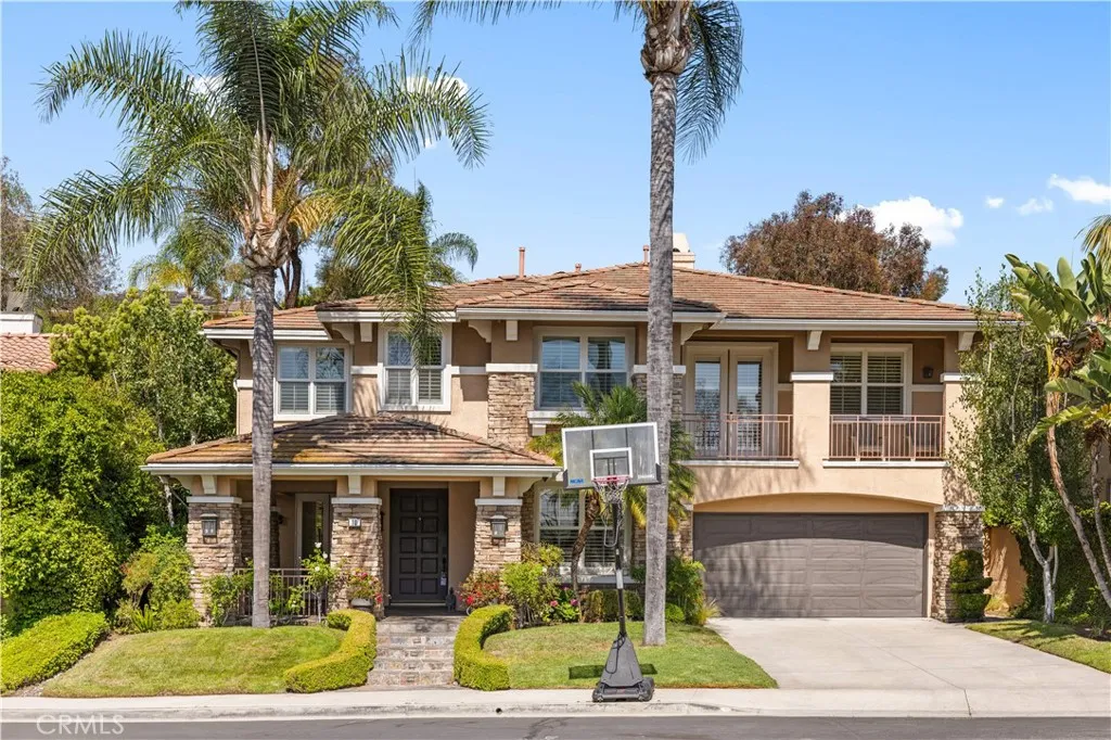 10 Summit Court, Rancho Santa Margarita, California 92688, 5 Bedrooms Bedrooms, ,5 BathroomsBathrooms,Residential,For Sale,Summit,OC25155764