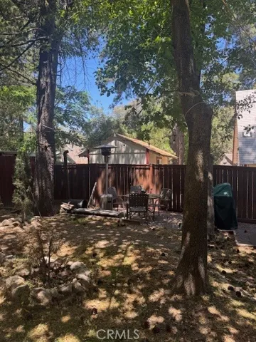 418 Forest Lane, Crestline, California 92325