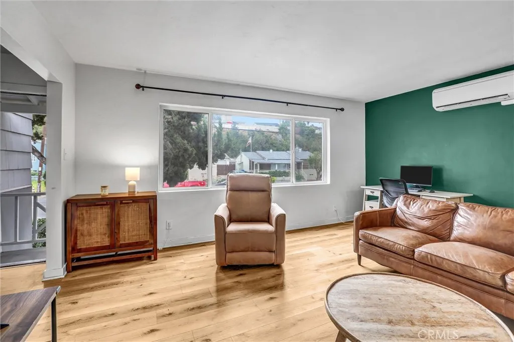 5550 Grape Street, San Diego, California 92105 home-pic-6