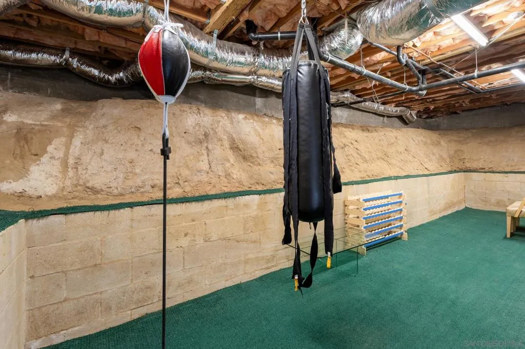 404 Pine Needles, Del Mar, California 92014 home-pic-68