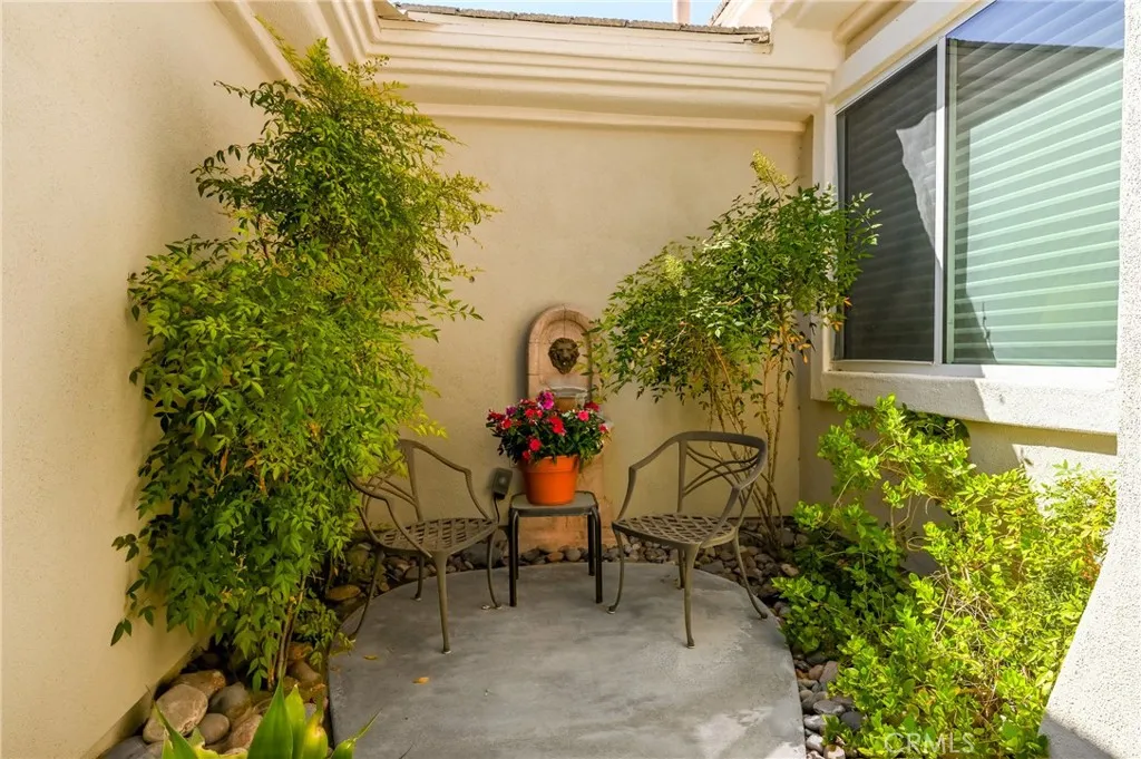 35637 Meridia Avenue, Palm Desert, California 92211 home-pic-4