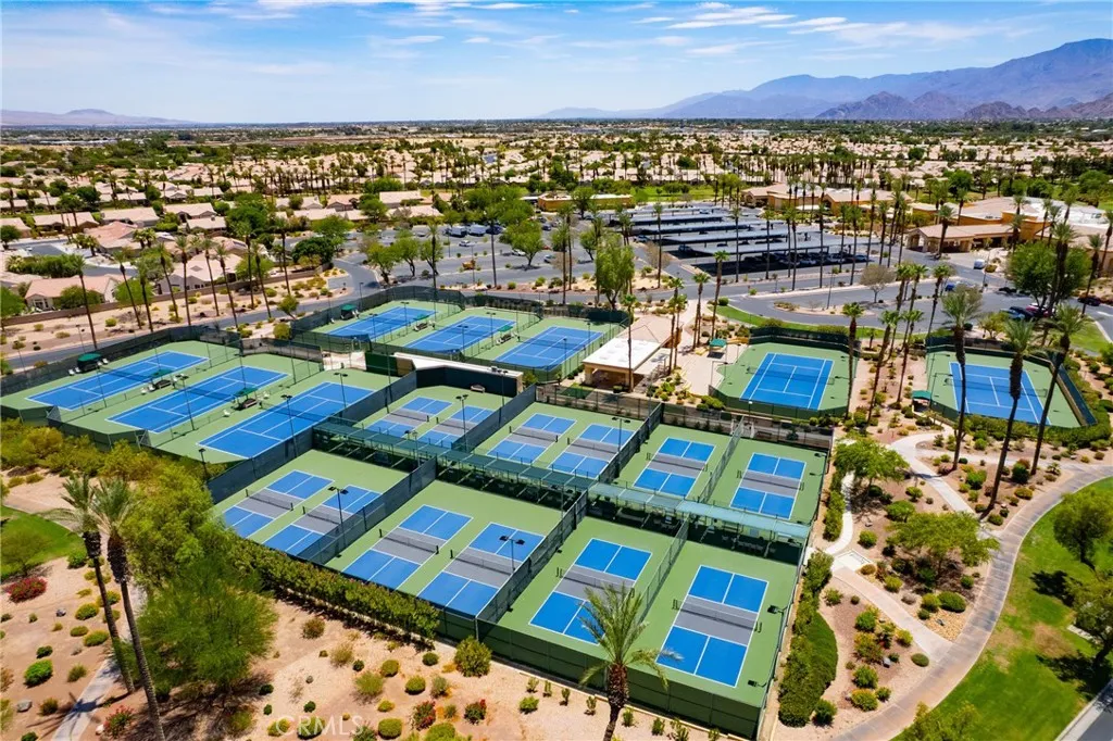 35637 Meridia Avenue, Palm Desert, California 92211 home-pic-53
