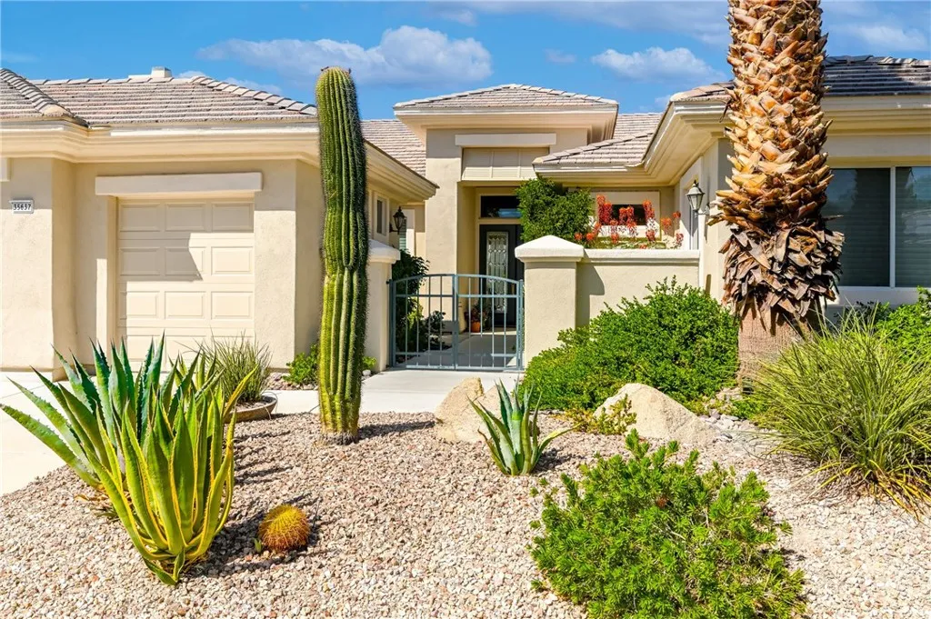 35637 Meridia Avenue, Palm Desert, California 92211 home-pic-1