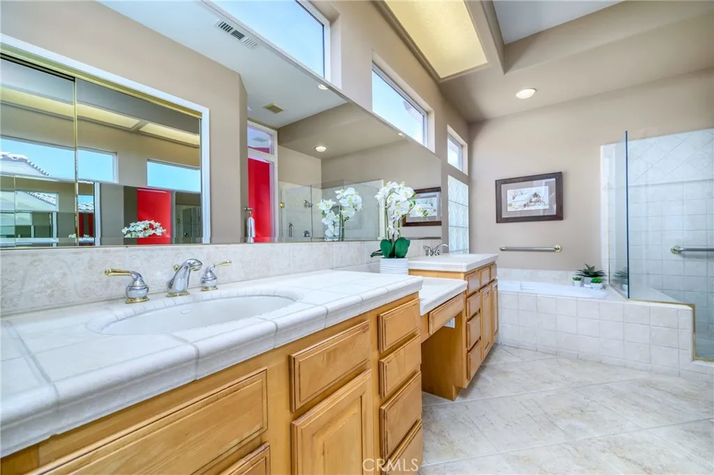 35637 Meridia Avenue, Palm Desert, California 92211 home-pic-22