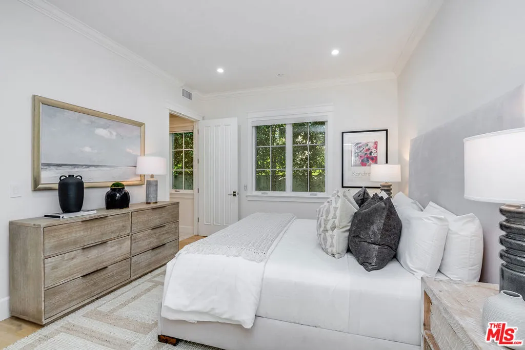 4402 Ledge Avenue, Toluca Lake, California 91602 home-pic-33