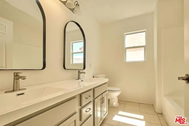 12512 Valley Vista Way, Sylmar, California 91342