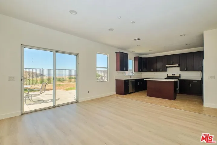 12512 Valley Vista Way, Sylmar, California 91342