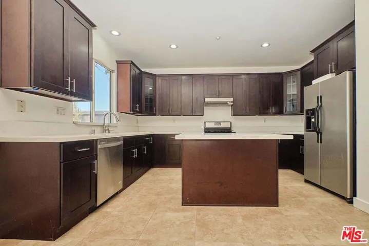 12512 Valley Vista Way, Sylmar, California 91342