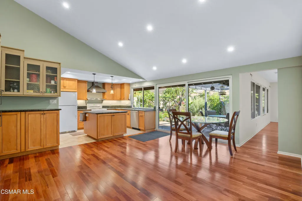1641 Trafalgar Place, Westlake Village, California 91361 home-pic-7