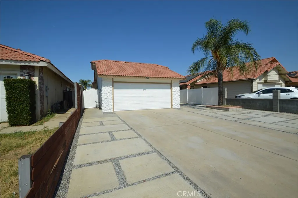 15685 Nadia Street, Moreno Valley, California 92551 home-pic-4
