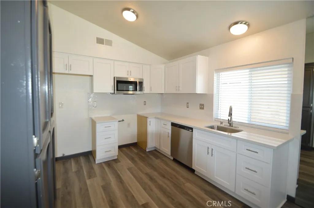 15685 Nadia Street, Moreno Valley, California 92551 home-pic-15