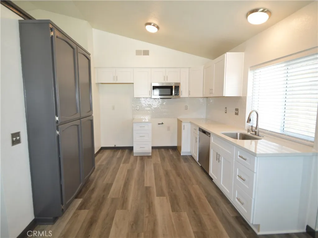 15685 Nadia Street, Moreno Valley, California 92551 home-pic-14