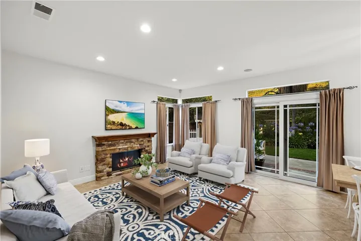 20682 Porter Ranch Road, Trabuco Canyon, California 92679