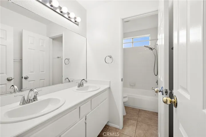 20682 Porter Ranch Road, Trabuco Canyon, California 92679