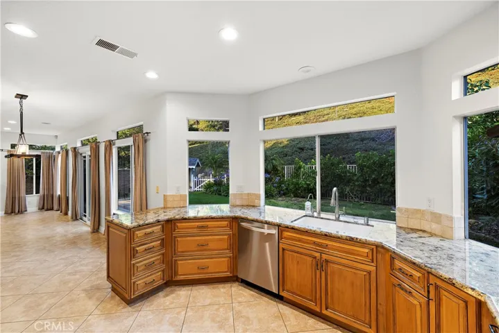 20682 Porter Ranch Road, Trabuco Canyon, California 92679